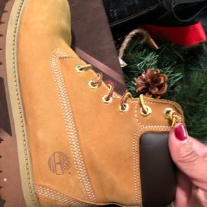 Youth Timberland boots